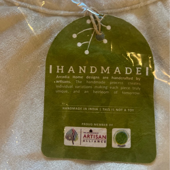 Arcadia Home Ivory Velvet Christmas Tree Skirt-Beaded Gold Border-60” NWT - Picture 3 of 5